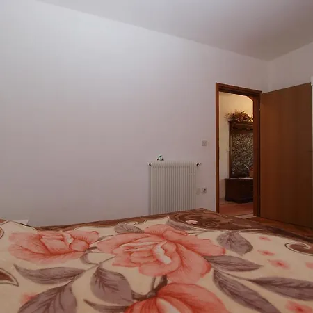Luisa 1437