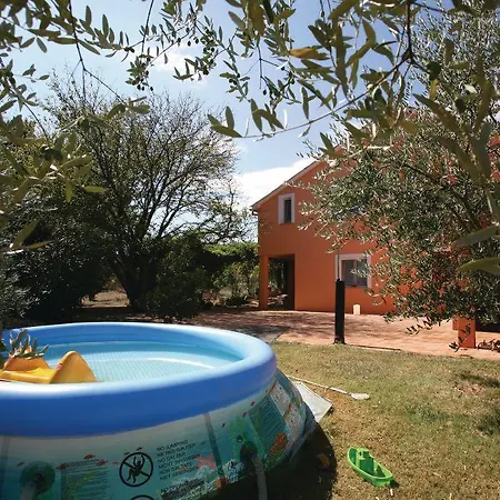 アパート Luisa 1437 Peruški